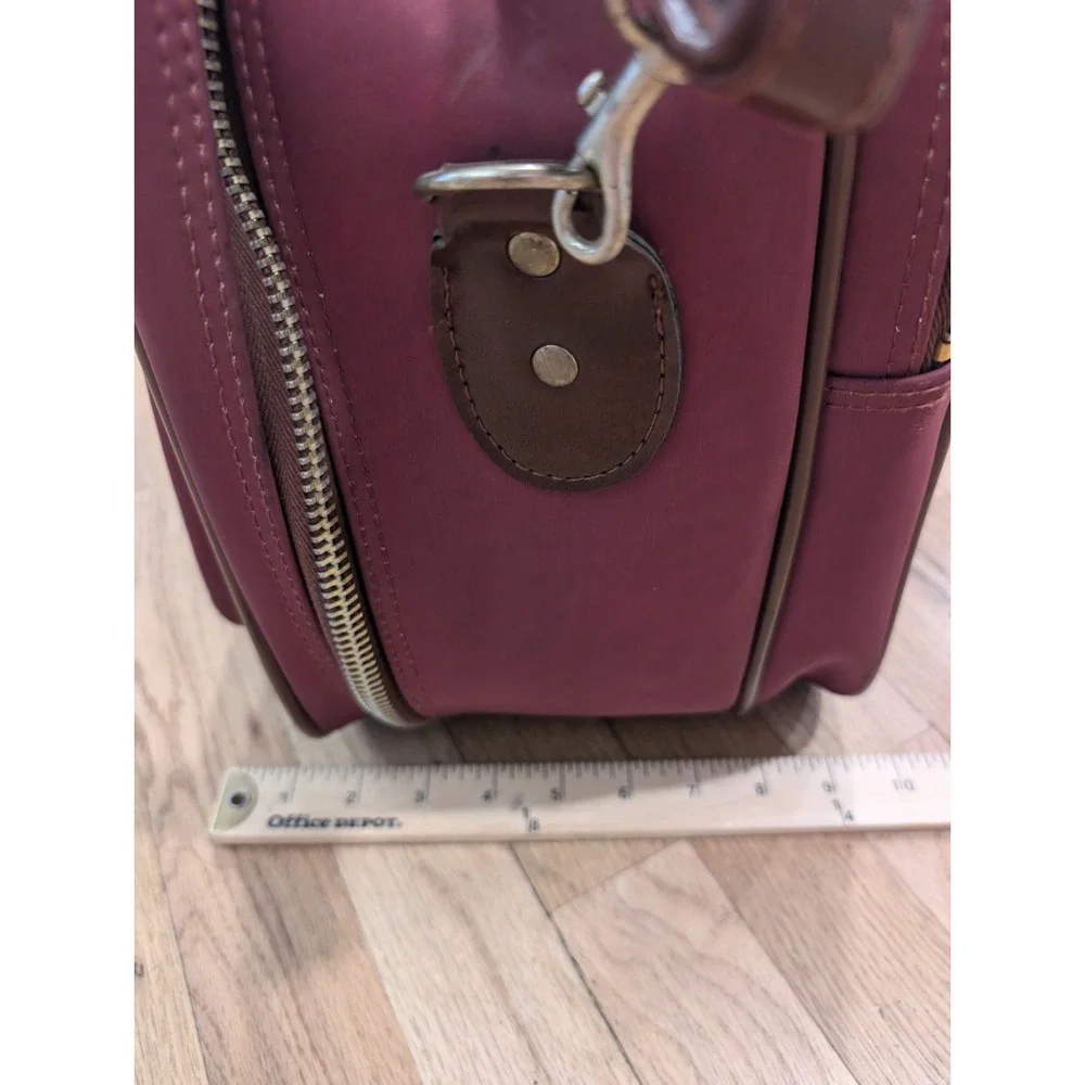 Vintage Verdi Burgundy 20x13x9 inches Softside Suitcase Hard Travel Luggage